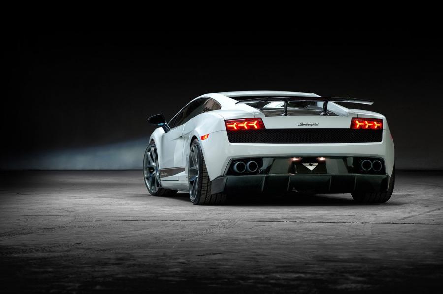  Lamborghini Gallardo Superleggera by Vorsteiner 2012 года  (фото 8 из 17)